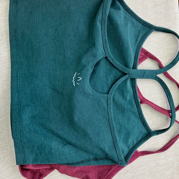 BUNDLE: 2x Beyond Yoga space dye yoga crops - Picture 7 of 8